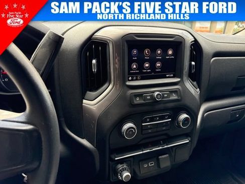 Used 2022 Chevrolet Silverado 2500 Custom AWD/4WD image 8