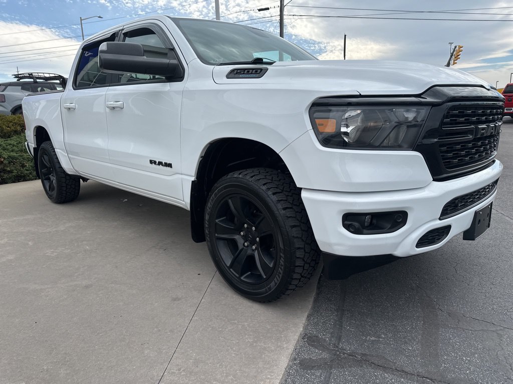 Used 2022 RAM 1500 Big Horn AWD/4WD image 3