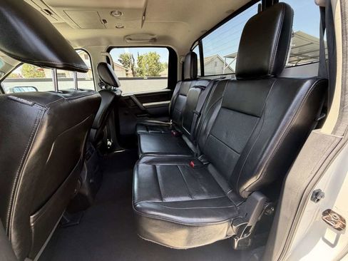 Used 2012 Nissan Titan SL RWD image 22