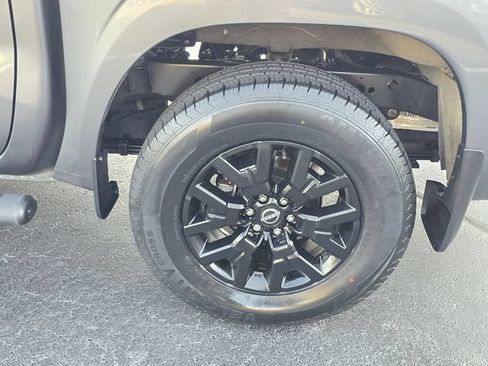 Certified 2023 Nissan Frontier SV w/ Midnight Edition Package RWD image 16