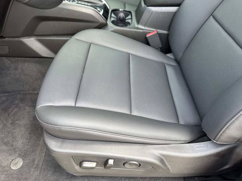 Used 2026 Chevrolet Colorado Trail Boss AWD/4WD image 19