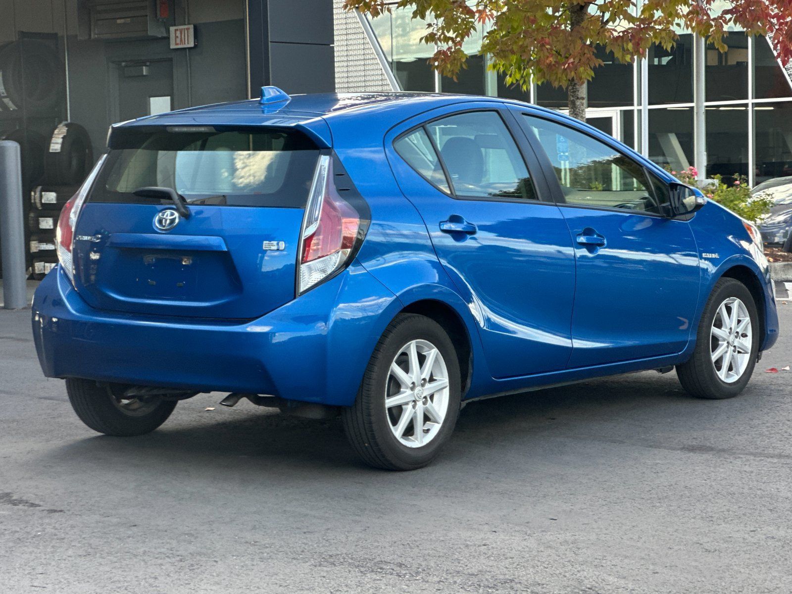 Used 2016 Toyota Prius C Four FWD image 3