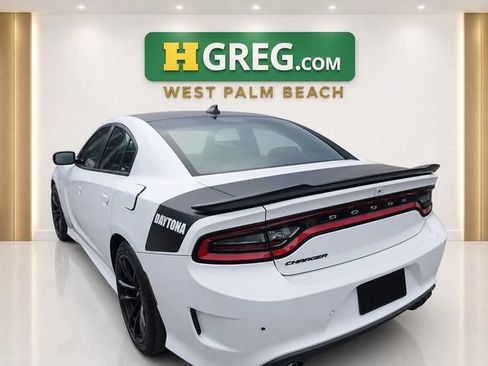 Used 2023 Dodge Charger Scat Pack w/ Daytona Edition Group RWD image 2