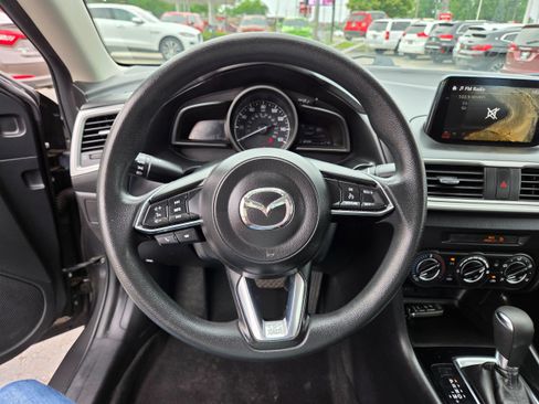 Used 2017 MAZDA MAZDA3 Sport w/ Preferred Equipment Package FWD image 5