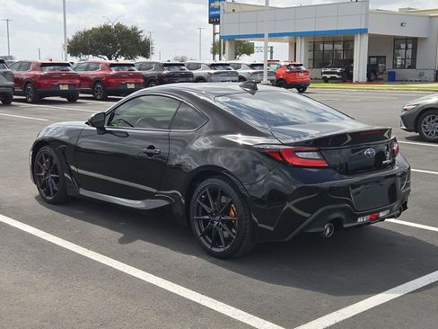 Used 2025 Subaru BRZ tS image 3