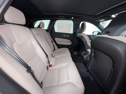 New 2026 Volvo XC60 B5 Core w/ Protection Package Premier image 10