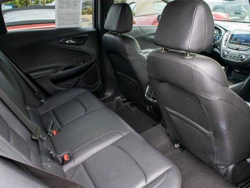 Used 2024 Chevrolet Malibu LT image 19