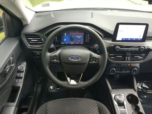 Used 2023 Ford Escape Active image 16