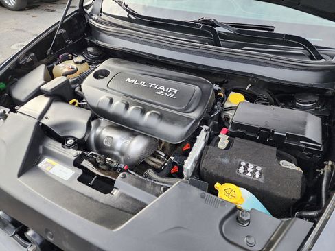 Used 2016 Jeep Cherokee Limited image 23