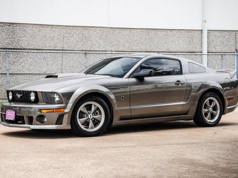 Used 2005 Ford Mustang GT Premium RWD image 37