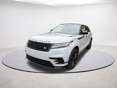 Used 2025 Land Rover Range Rover Velar Dynamic SE image 3