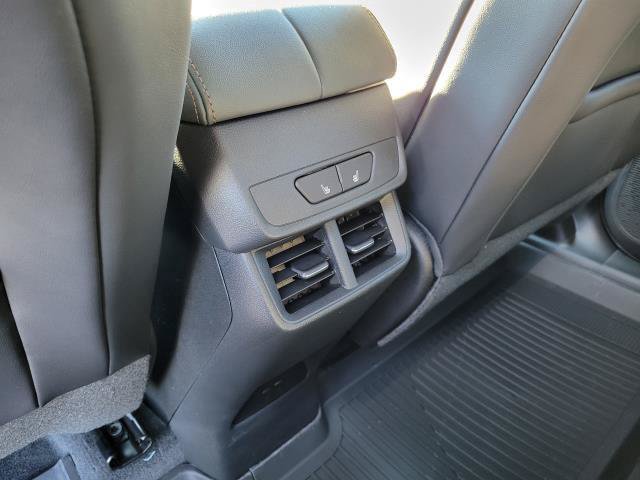 New 2027 GMC Terrain AT4 w/ Convenience Package III AWD/4WD image 34