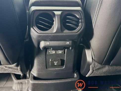 Used 2023 Jeep Wrangler Unlimited Sahara AWD/4WD image 32