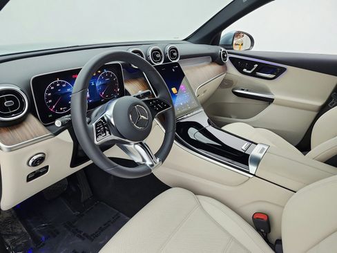 Certified 2026 Mercedes-Benz GLC 300 image 12