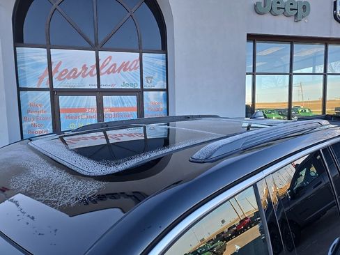 Used 2025 Jeep Grand Cherokee Summit AWD/4WD image 16