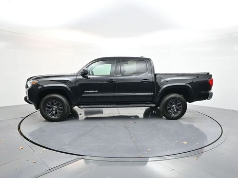 Used 2020 Toyota Tacoma SR5 image 4