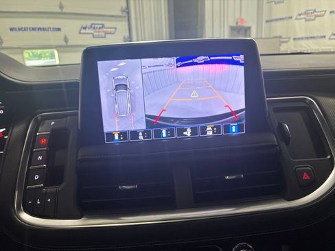 Used 2021 GMC Yukon SLT w/ SLT Premium Package AWD/4WD image 28