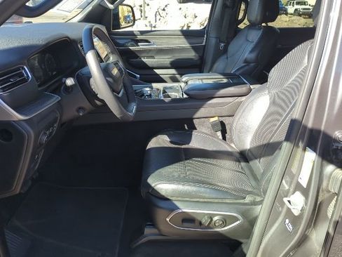 Certified 2023 Jeep Wagoneer Series III w/ Preferred Equipment Group AWD/4WD image 15