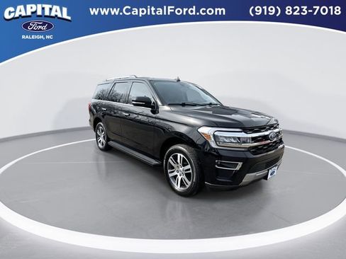 Certified 2024 Ford Expedition Limited image 2
