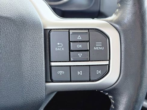 Used 2024 Ford Expedition Max XLT image 18