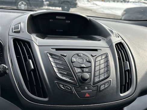 Used 2016 Ford Escape SE image 17