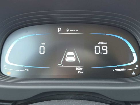 New 2026 Hyundai Venue SEL FWD image 31