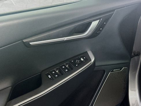 Used 2024 Kia EV6 Wind image 15