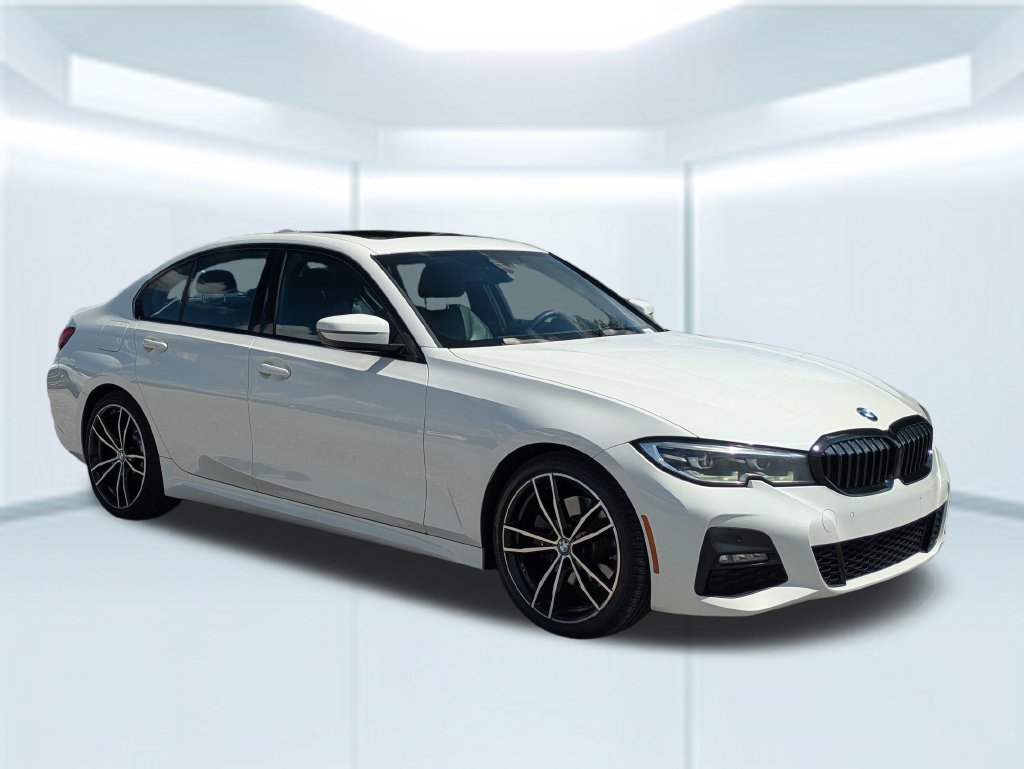 Used 2020 BMW 330i Sedan w/ M Sport Package RWD image 7