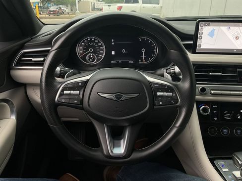 Used 2025 Genesis G70 2.5T RWD image 33