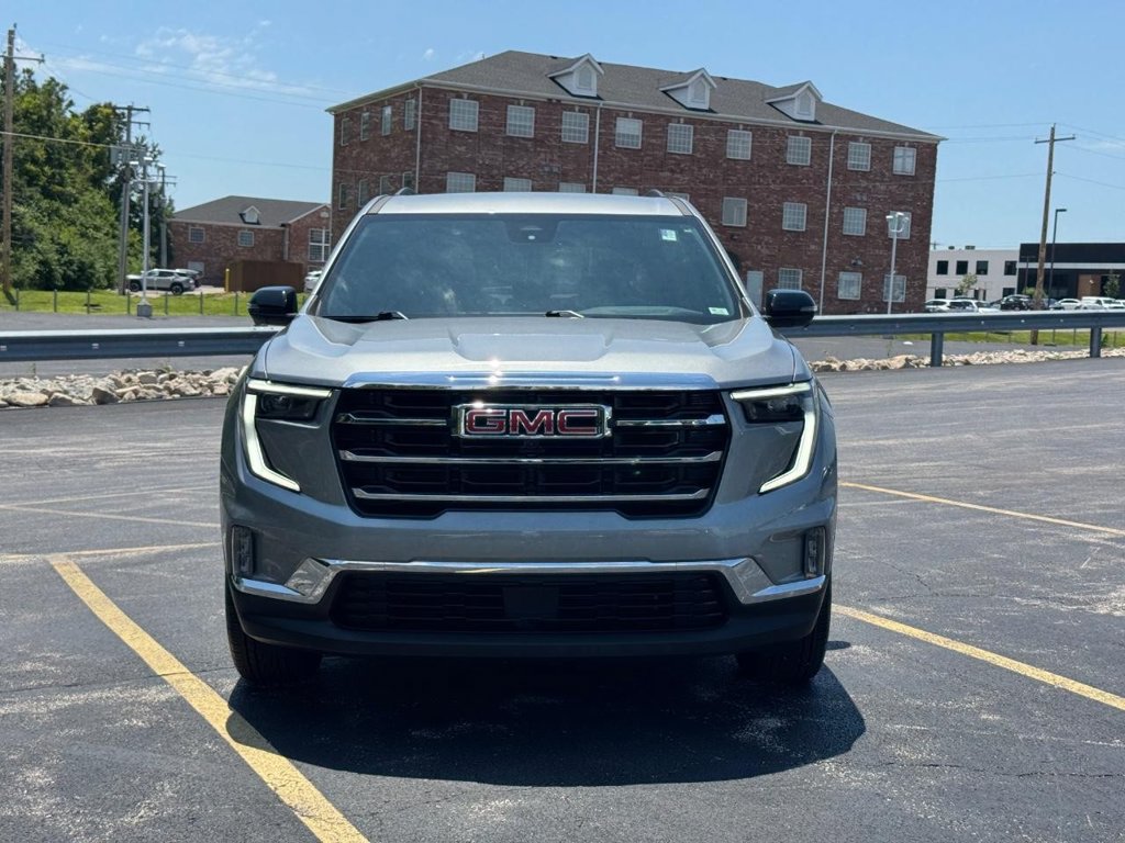 Used 2026 GMC Acadia Elevation w/ Elevation Premium Package FWD image 12