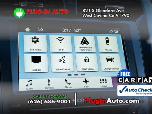 Used 2018 Ford Fusion Energi Titanium image 31