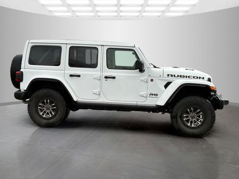 Used 2024 Jeep Wrangler Unlimited Rubicon 392 image 4