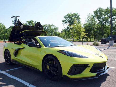 Used 2022 Chevrolet Corvette Stingray Premium Conv RWD image 18