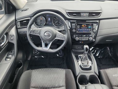 Used 2020 Nissan Rogue SV AWD/4WD image 11
