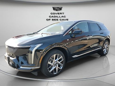 New 2026 Cadillac Optiq Luxury 1 image 3