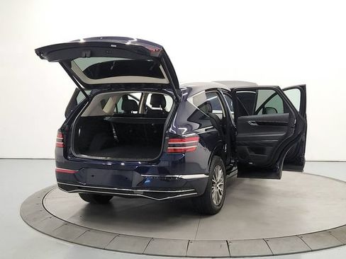 Used 2025 Genesis GV80 2.5T Standard AWD/4WD image 15