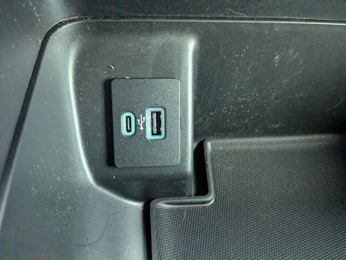 Used 2022 Ford F150 XLT w/ Equipment Group 302A High image 24