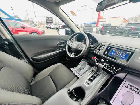 Used 2022 Honda HR-V EX image 37