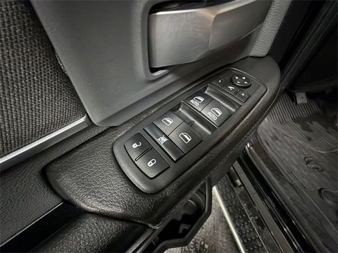 Used 2019 RAM 3500 Big Horn image 23