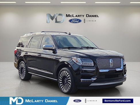 Used 2020 Lincoln Navigator Black Label w/ Cargo Convenience Package image 1