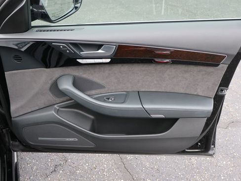 Used 2017 Audi A8 L 3.0T w/ Executive Package image 40