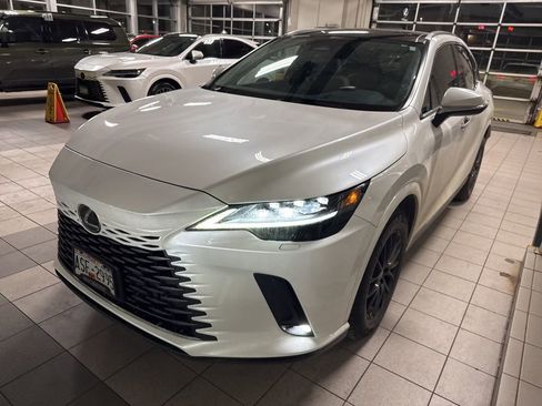 Used 2023 Lexus RX 350 image 2