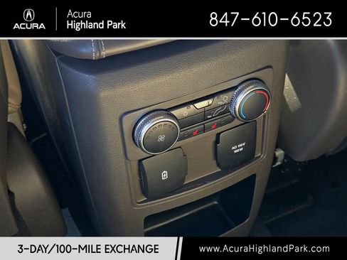 Used 2020 Ford Explorer Platinum w/ Premium Technology Package AWD/4WD image 27