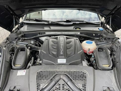 Used 2018 Porsche Macan GTS image 5