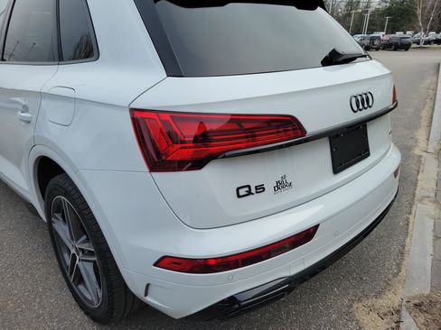 Used 2024 Audi Q5 e Premium Plus w/ Premium Plus Package AWD/4WD image 15