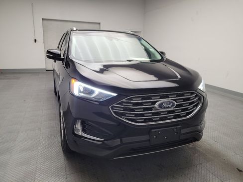 Used 2020 Ford Edge SEL image 14
