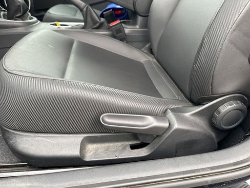 Used 2015 Volkswagen Beetle TDI image 16