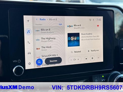 Used 2024 Toyota Highlander LE image 38