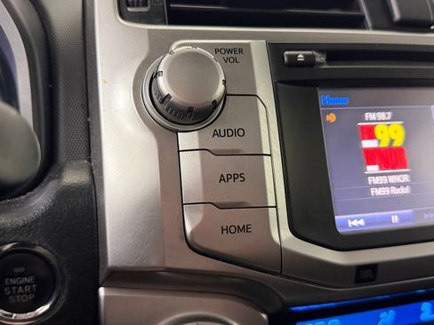Used 2015 Toyota 4Runner Limited AWD/4WD image 25