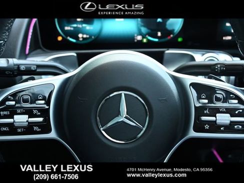 Used 2021 Mercedes-Benz GLB 250 4MATIC image 13